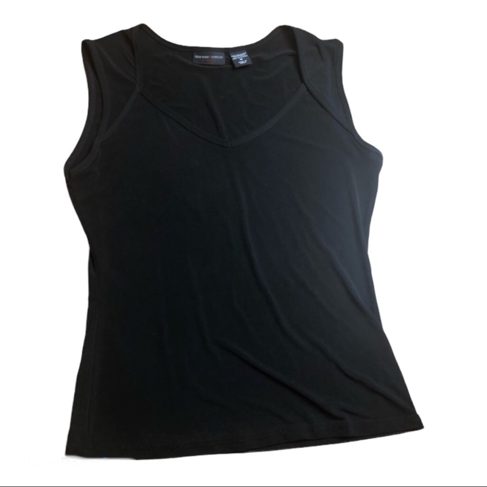 black sleeveless top size medium New York & Company